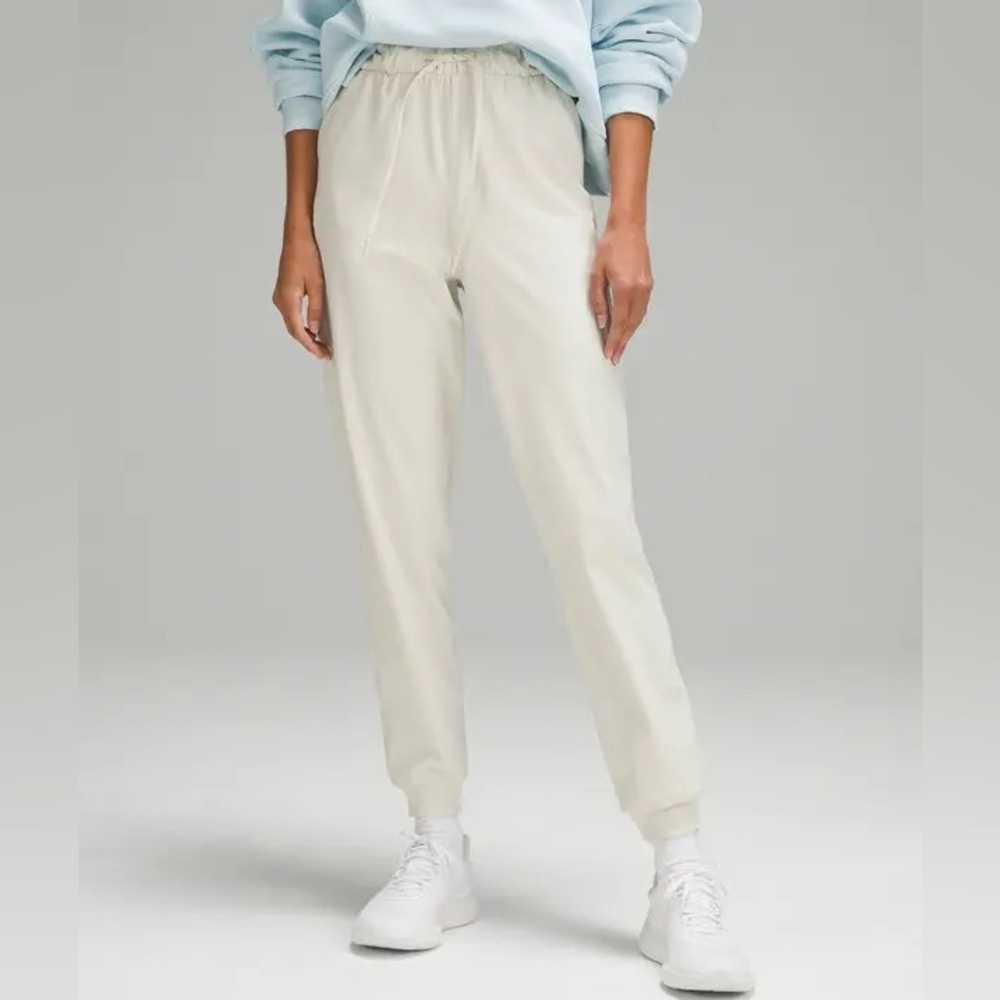 Lululemon Stretch High Rise Full Length Jogger in White Opal